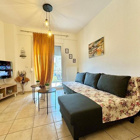 Agis Apartment Kavala Bagian luar foto