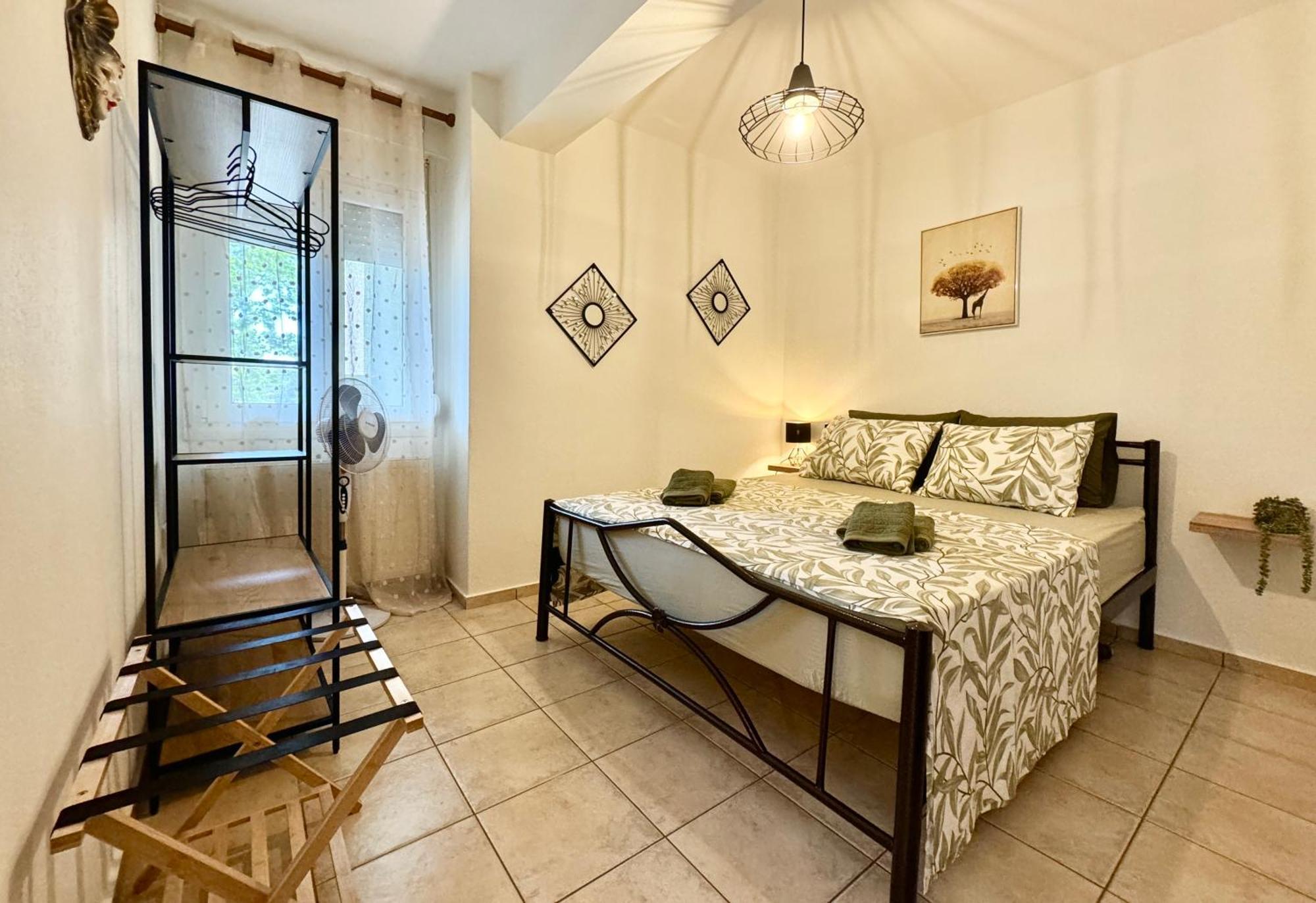 Agis Apartment Kavala Bagian luar foto