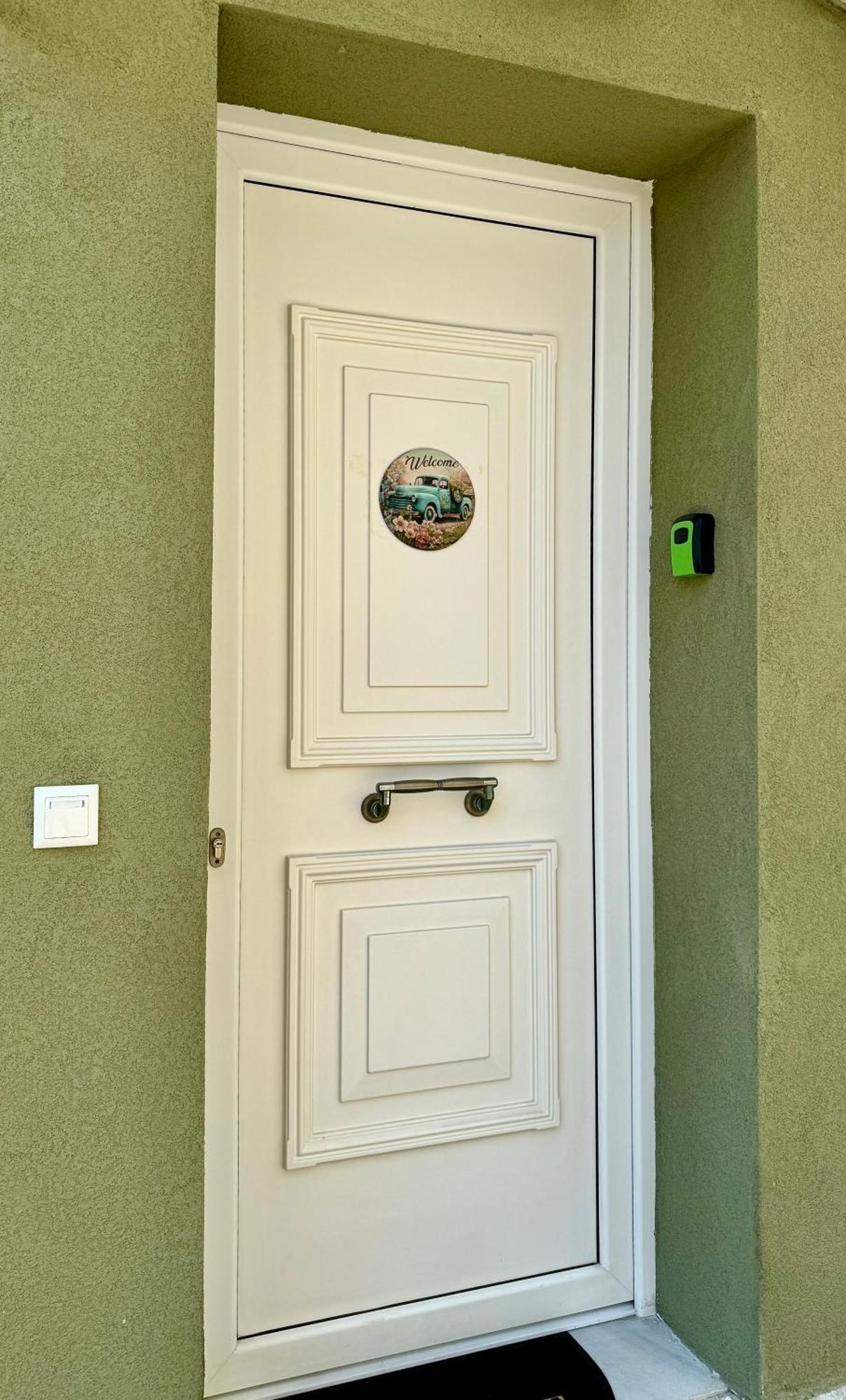 Agis Apartment Kavala Bagian luar foto